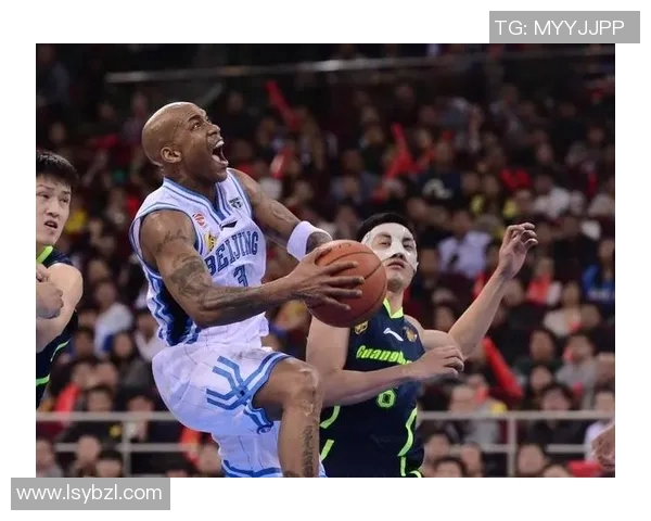 热火与勇士精彩对决回放第28场比赛全景分析与精彩瞬间回顾 热火与勇士精彩对决回放第28场比赛全景分析与精彩瞬间回顾