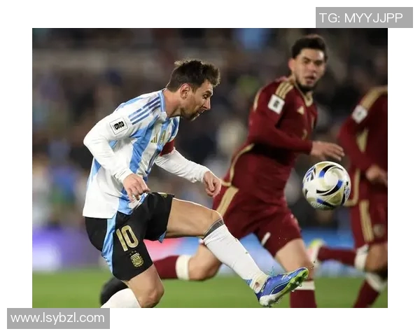 独立队与图库曼圣马丁的激烈对决揭示了阿根廷足球的竞争魅力与战术较量