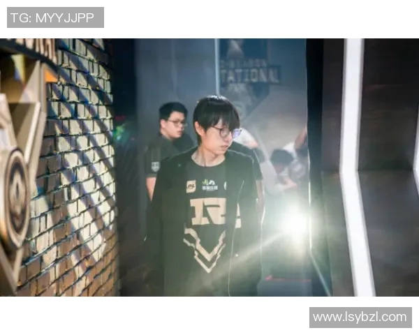 聚焦英雄联盟RNG战队的快速崛起与战术创新探讨MBA