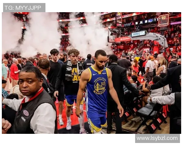 2018年NBA季后赛火箭对勇士精彩对决全场录像回放与分析