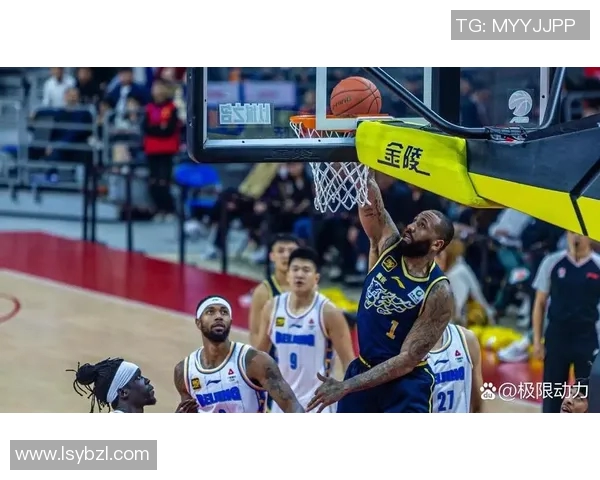 CBA精彩回放辽宁队对阵紫金勇士的激烈对决全程回顾