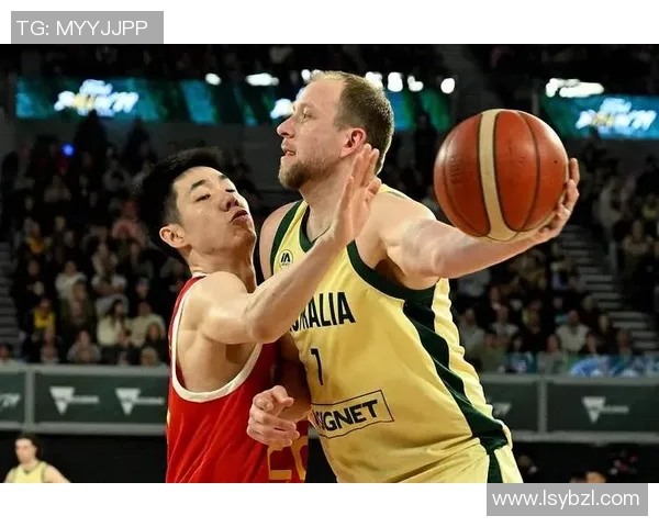 朱俊龙:从青涩少年到篮球场上的璀璨明星之路探索与成长的故事